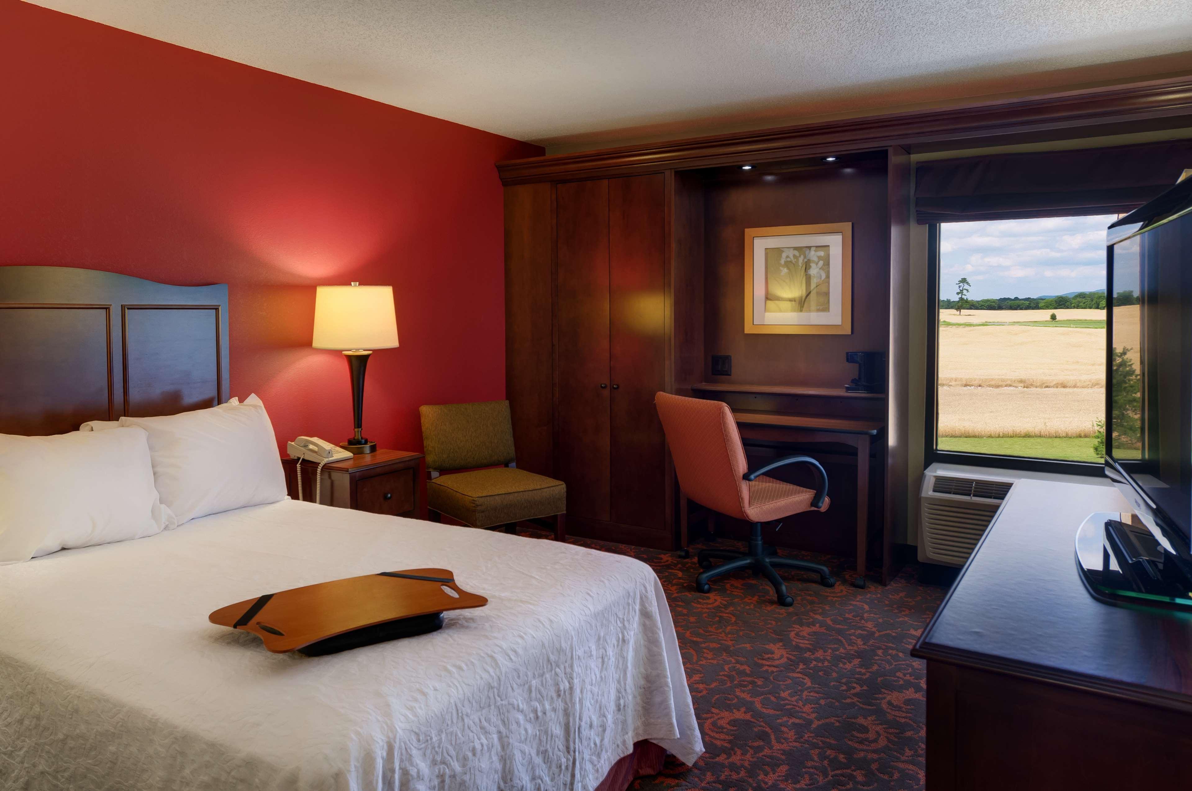 Hampton Inn Chambersburg Phòng bức ảnh